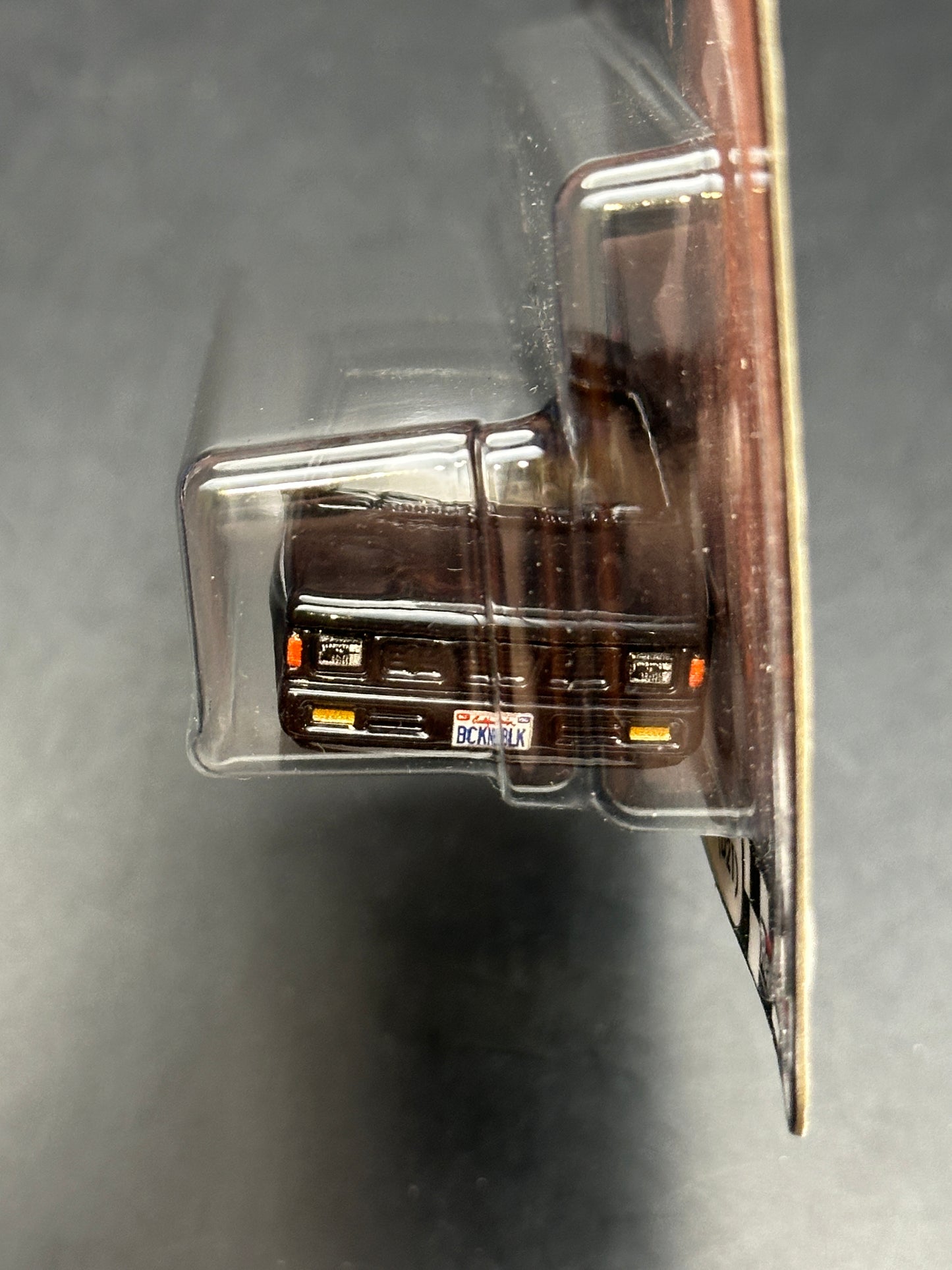 HOT WHEELS - CUSTOM 93 NISSAN HARDBODY D21 (2021) - HW BOULEVARD #38