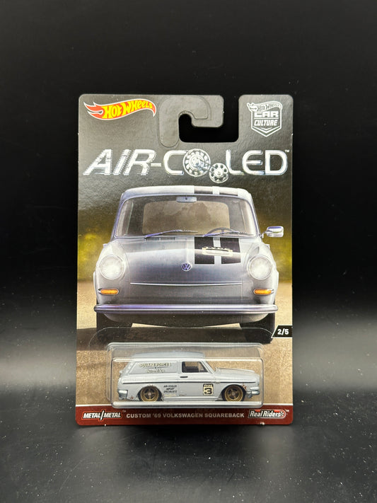 HOT WHEELS - CUSTOM 69 VOLKSWAGEN SQUAREBACK (2017) - CAR CULTURE - AIR COOLED 2/5