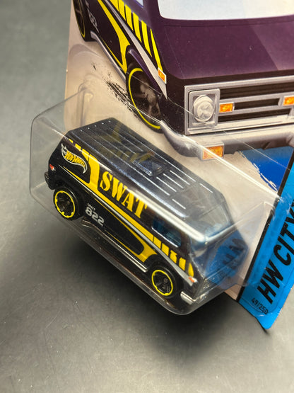 HOT WHEELS - SUPER VAN (2014) - HW CITY