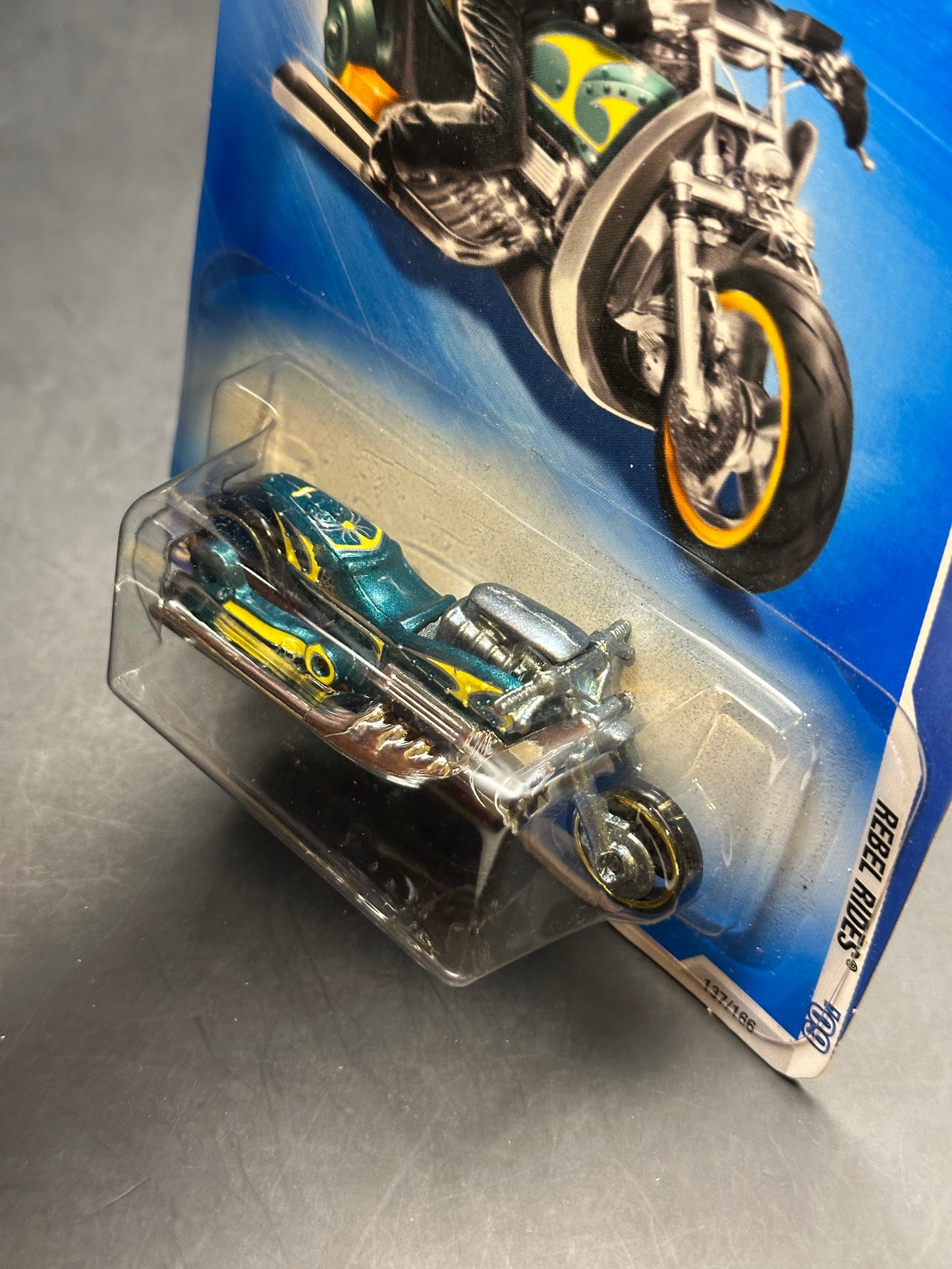 HOT WHEELS - AIRY 8 (2009) - HW REBEL RIDES