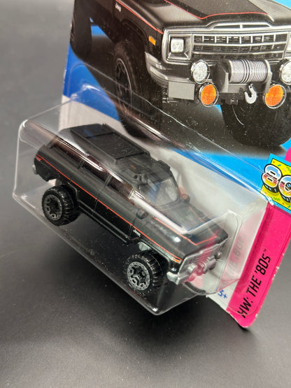 HOT WHEELS - 1988 JEEP WAGONEER (2023) - HW THE 80’s 5/10