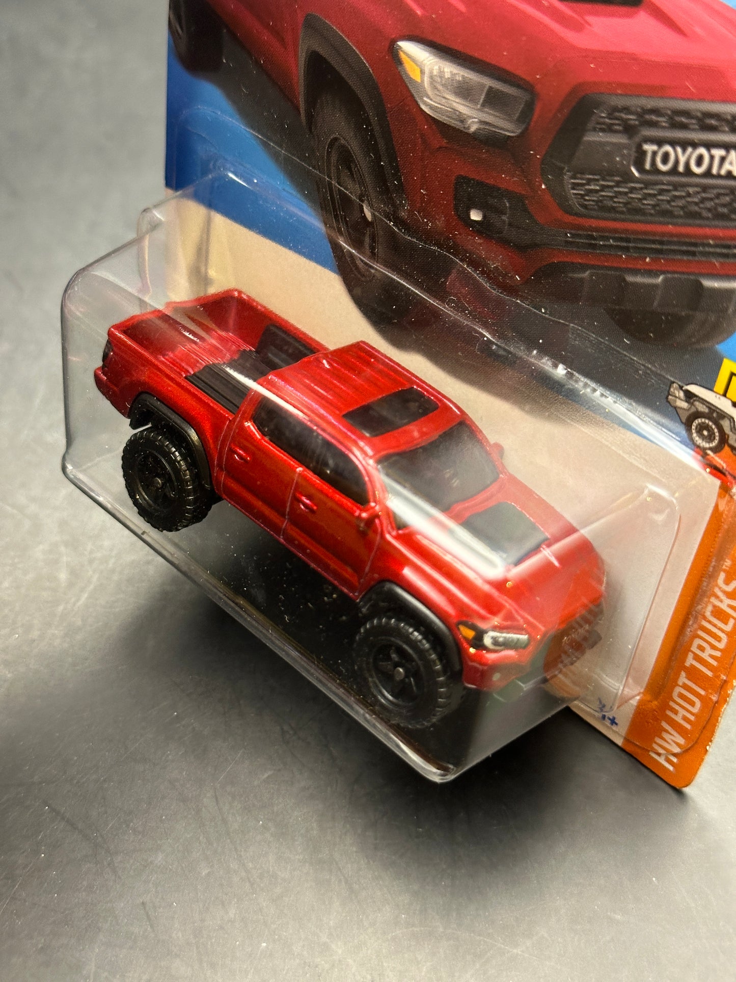 HOT WHEELS - 20 TOYOTA TACOMA (2022) - HW HOT TRUCKS 4/10