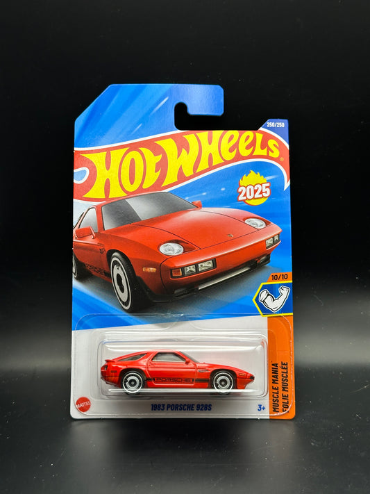 HOT WHEELS - 1983 PORSCHE 928S (2025) - HW MUSCLE MANIA 10/10