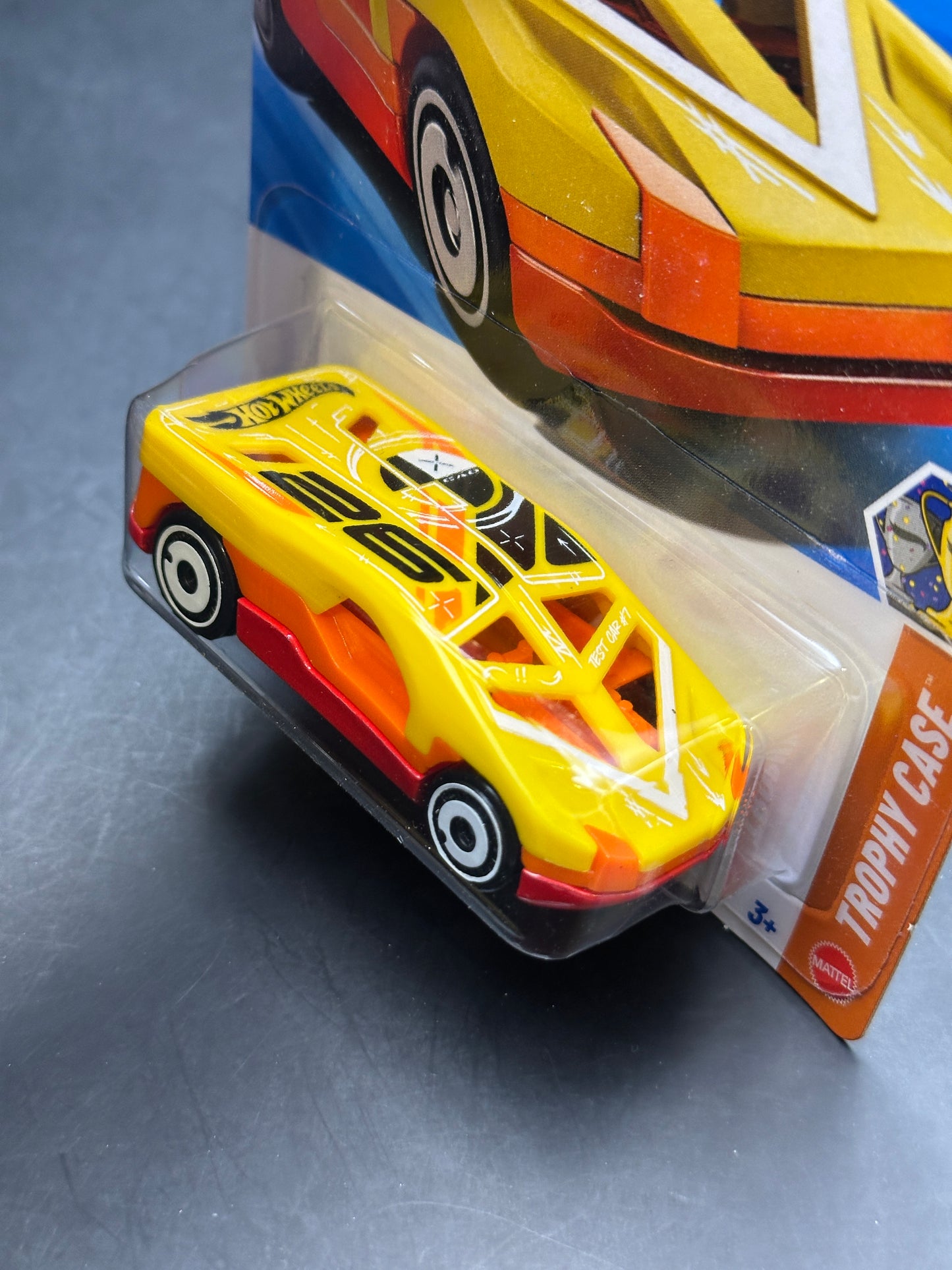 HOT WHEELS - HW TEST RIDE (2026) - HW TROPHY CASE 2/5