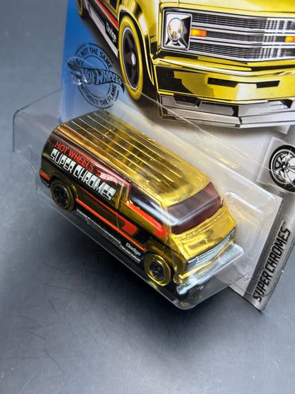 HOT WHEELS - CUSTOM 77 DODGE VAN (2019) - HW SUPER CHROMES 4/5
