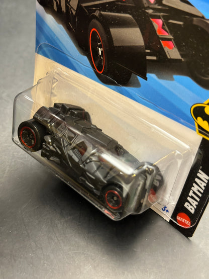 HOT WHEELS - THE DARK KNIGHT BATMOBILE (2026) - HW BATMAN 2/5