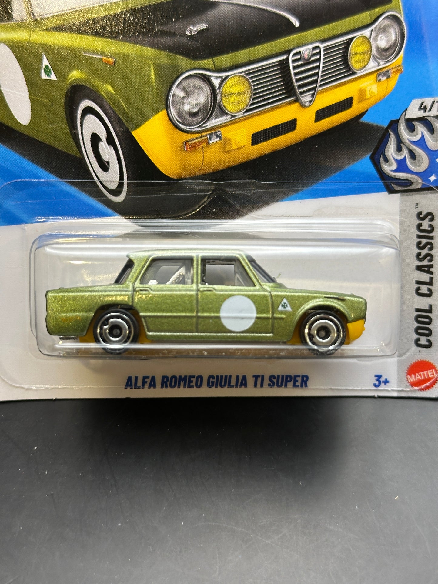 HOT WHEELS - ALFA ROMEO GIULIA TI SUPER (2026) - HW COOL CLASSICS 4/10