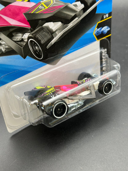 HOT WHEELS - RD-06 (2026) - HW X RAYCERS 1/5