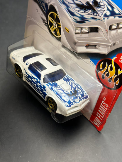 HOT WHEELS - 77 PONTIAC FIREBIRD (2017) - HW FLAMES 5/10
