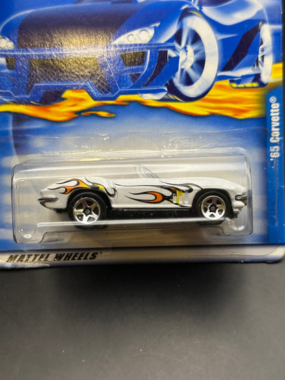HOT WHEELS - 65 CORVETTE (2001) - HW MAINLINE