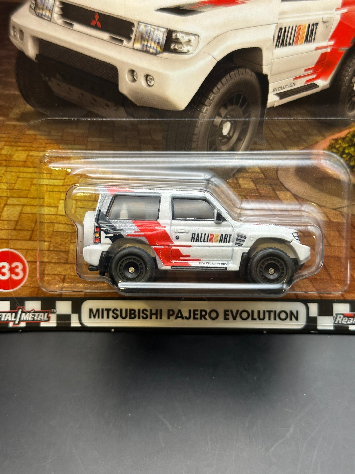HOT WHEELS - MITSUBISHI PAJERO EVOLUTION (2025) - MIX 4 - HW BOULEVARD #133