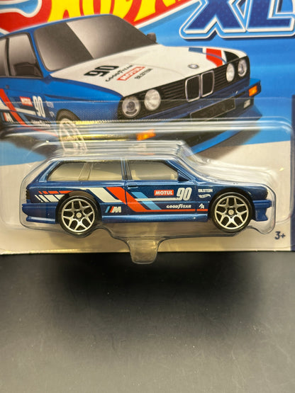 HOT WHEELS XL - 2024 BMW M3 WAGON 7/24 (2026) - 1:43 SCALE