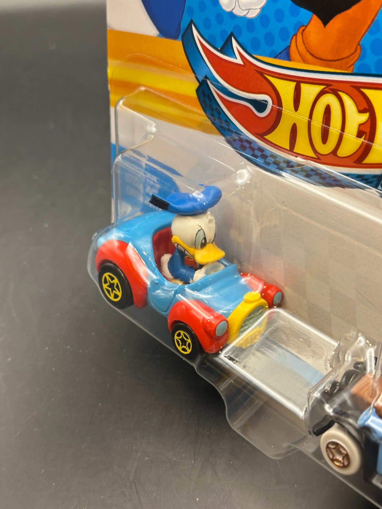 HOT WHEELS RACERVERSE - DONALD DUCK & GOOFY (2025) DISNEY MICKEY & FRIENDS