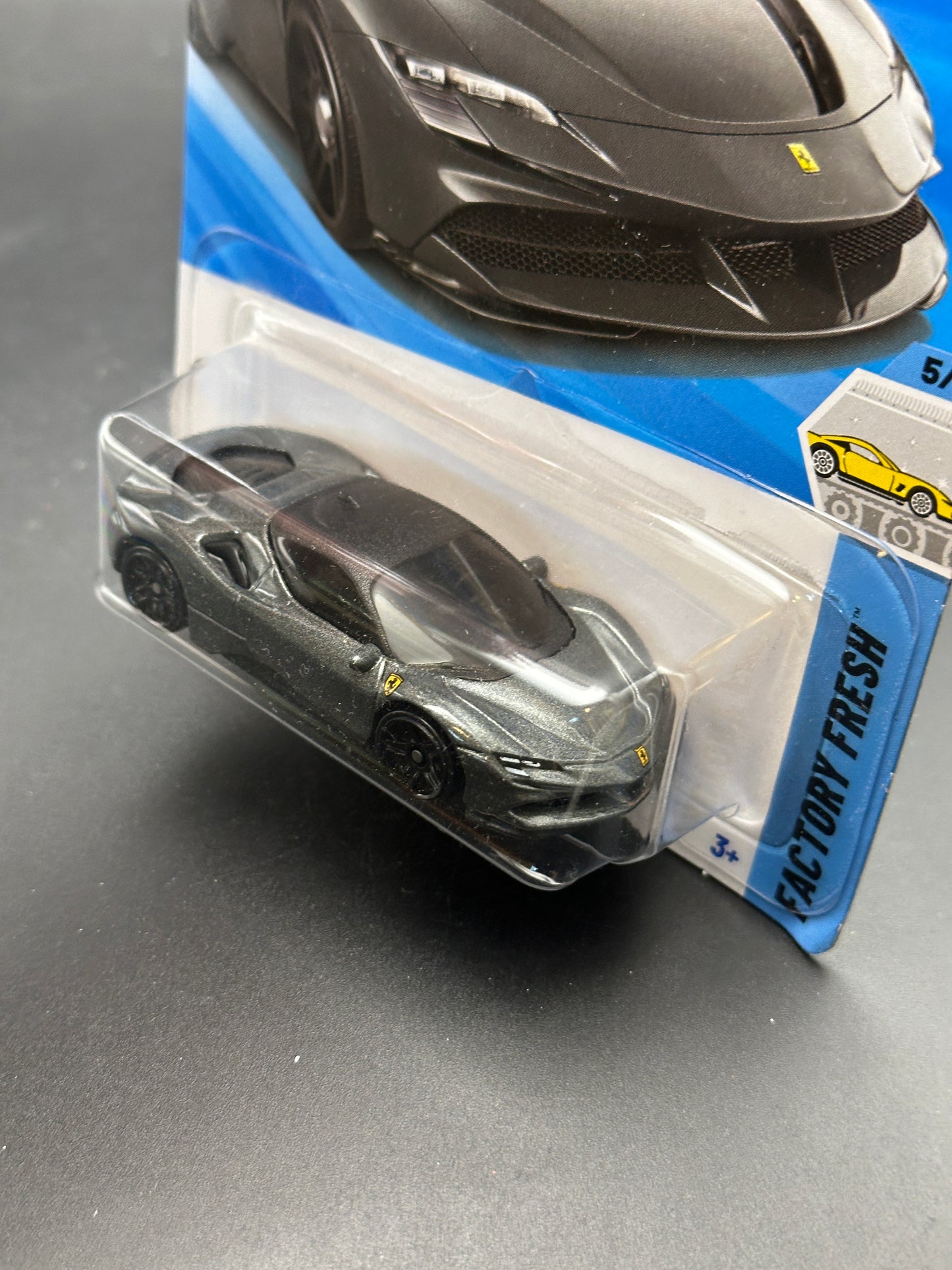 HOT WHEELS - FERRARI SF90 STRADALE (2025) - HW FACTORY FRESH 5/5