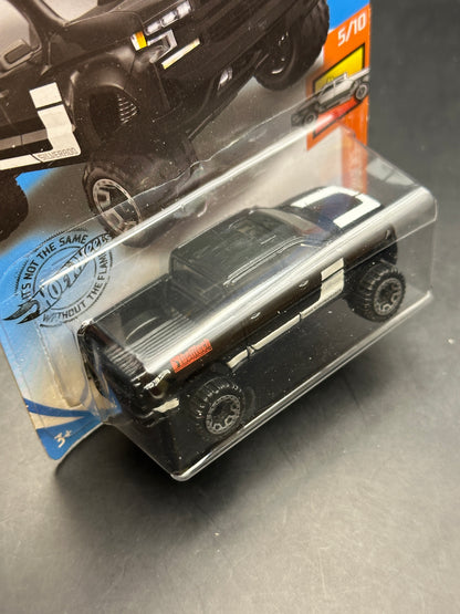 HOT WHEELS - 19 CHEVY SILVERADO TRAIL BOSS LT (2020) - HW HOT TRUCKS 5/10