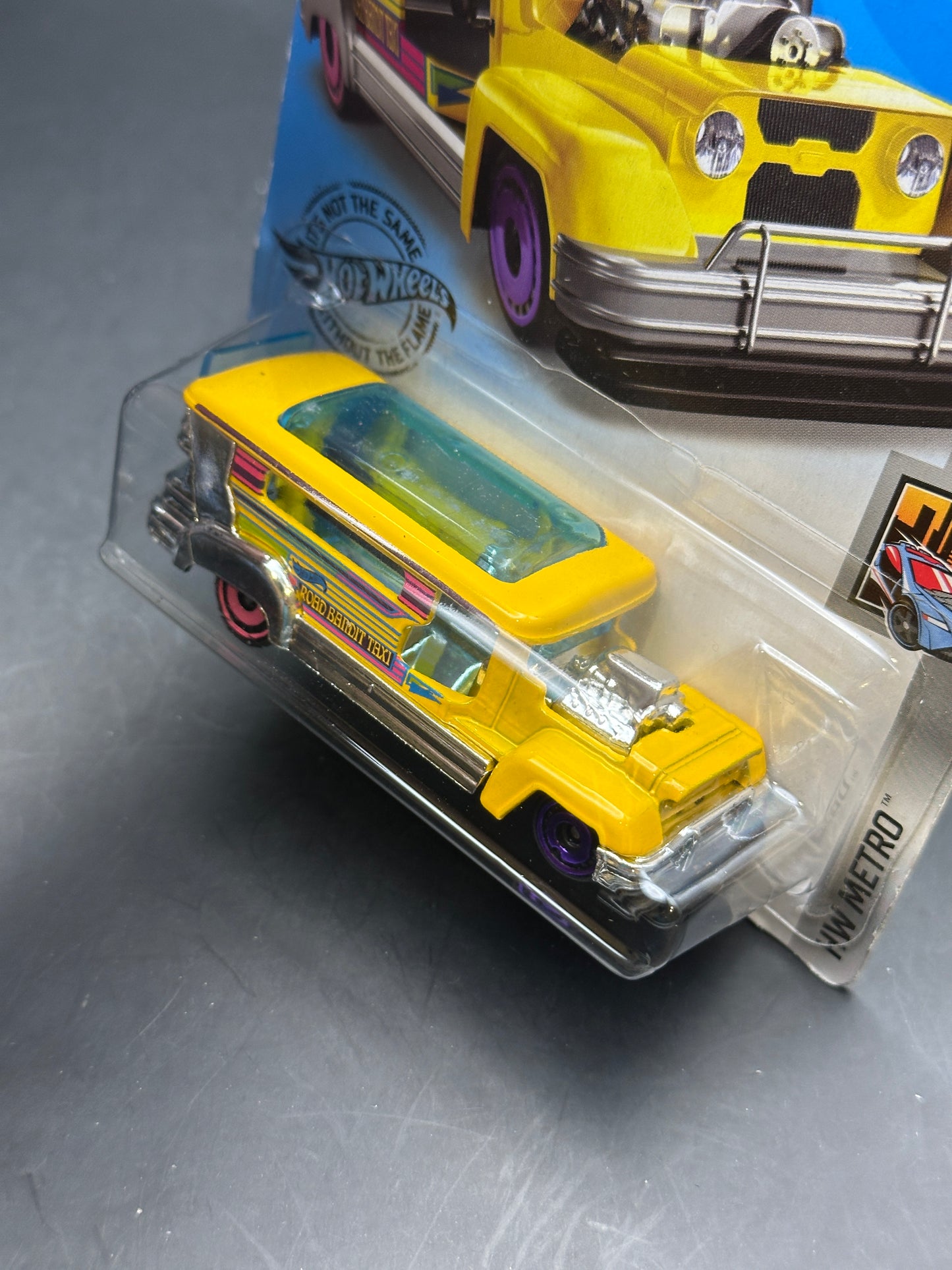 HOT WHEELS - ROAD BANDIT (2020) - HW METRO 2/10