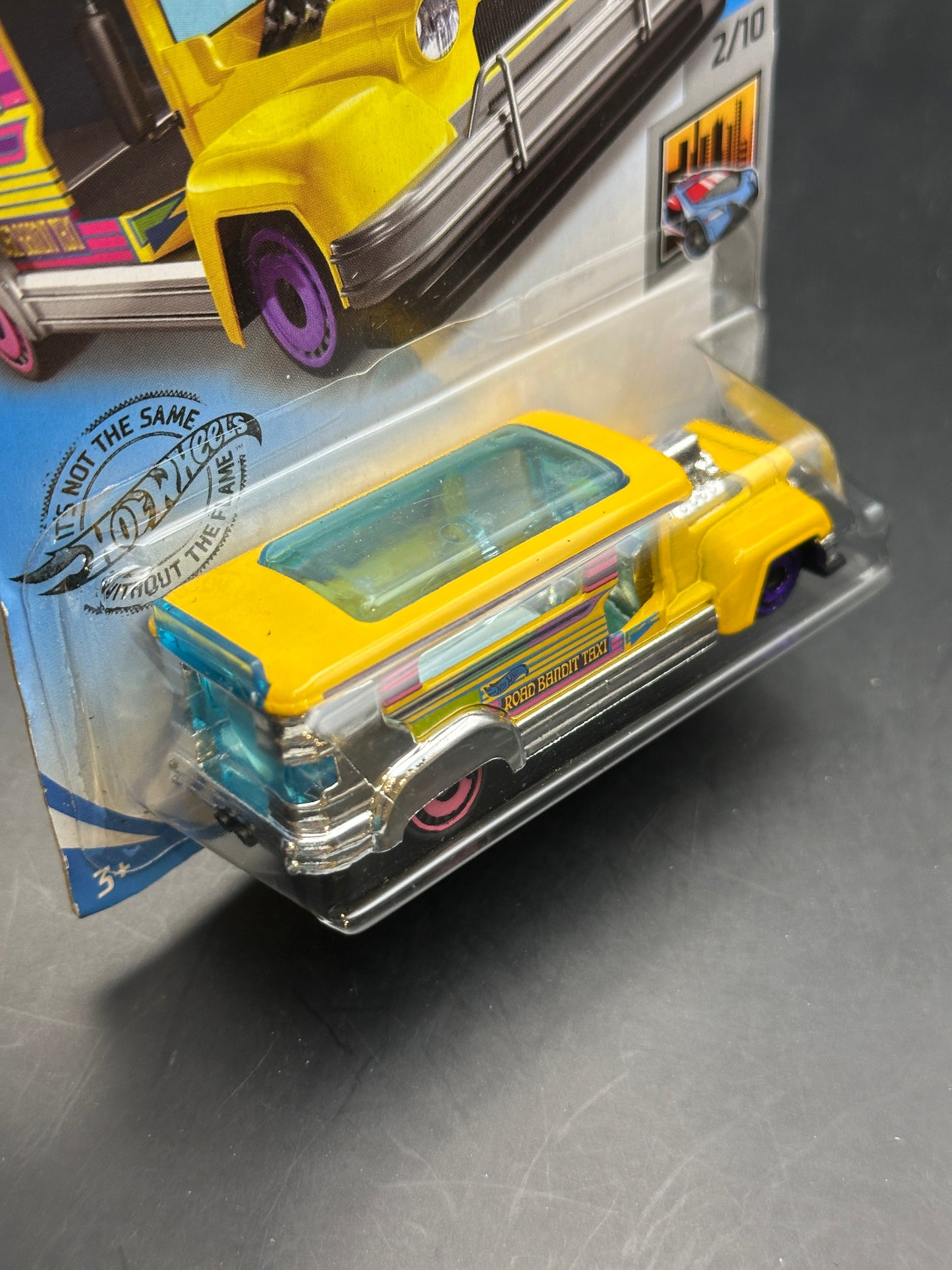 HOT WHEELS - ROAD BANDIT (2020) - HW METRO 2/10