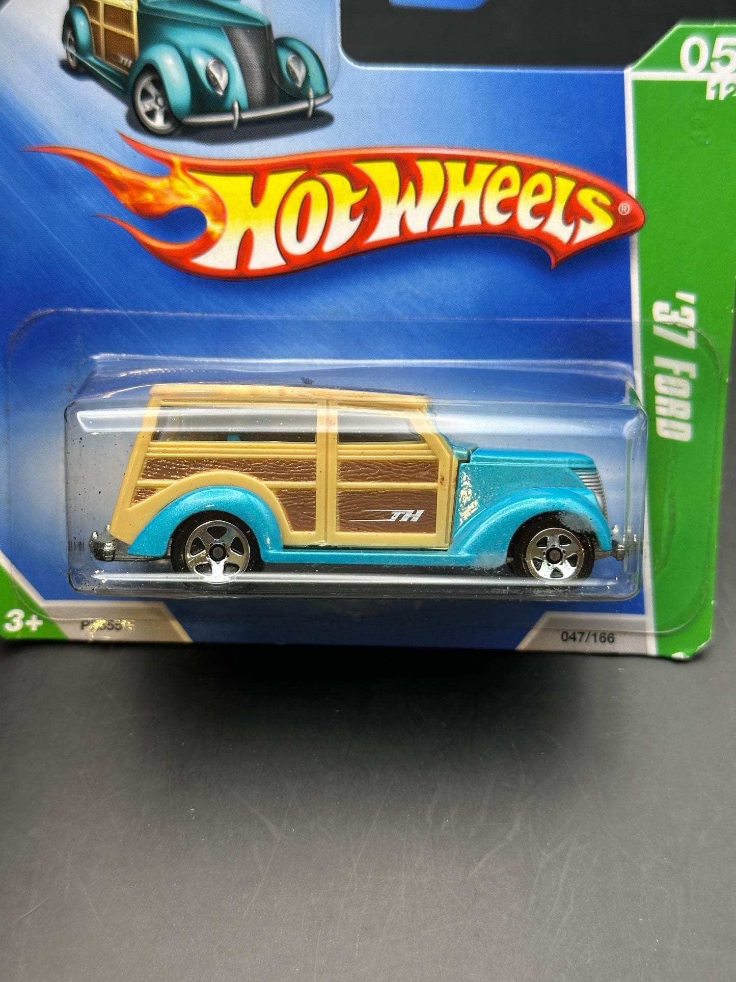 HOT WHEELS - 37 FORD WOODIE (2009) - HW TREASURE HUNTS 5/12