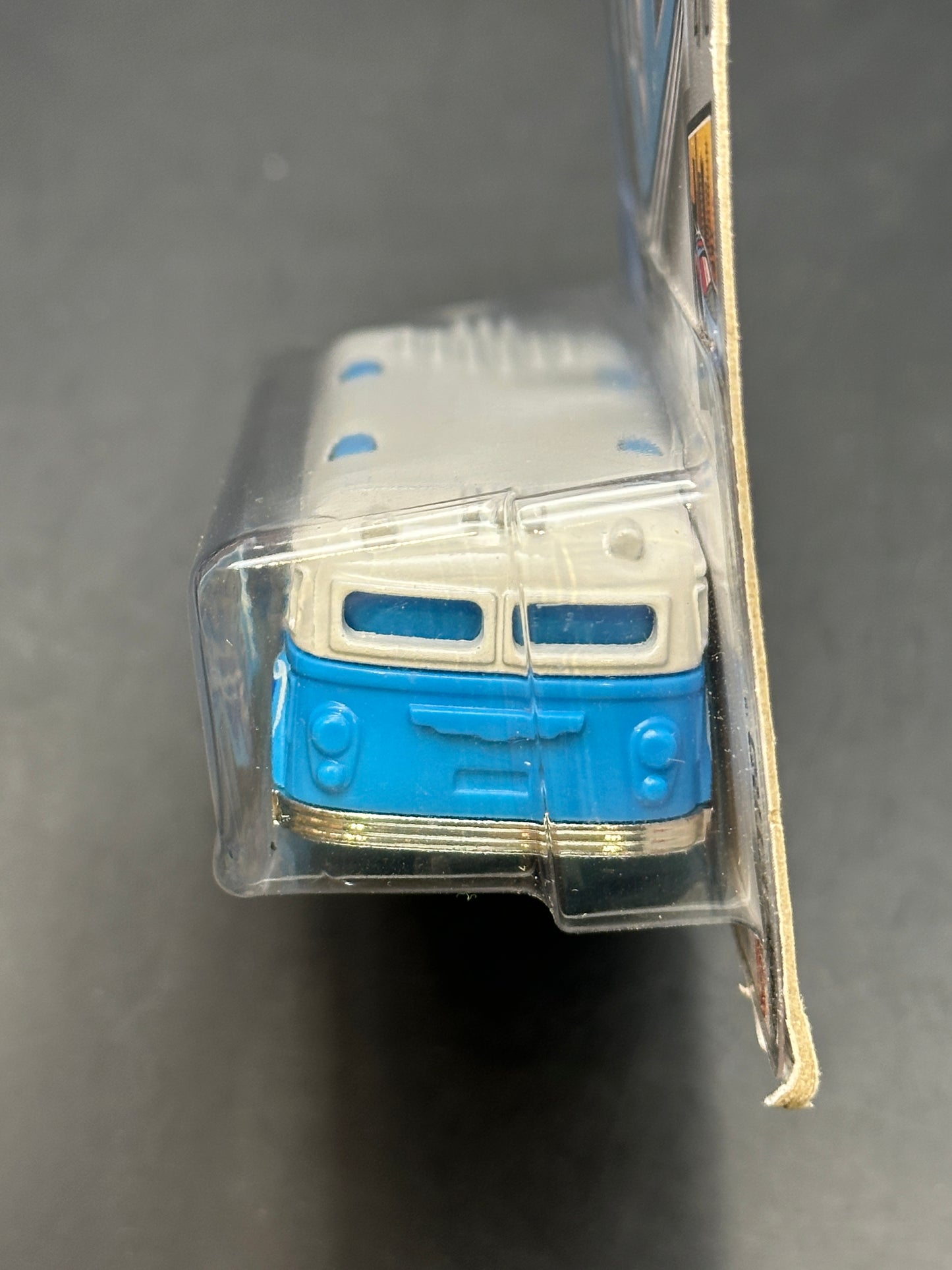HOT WHEELS - SURFIN SCHOOL BUS (2021) - HW METRO 4/10