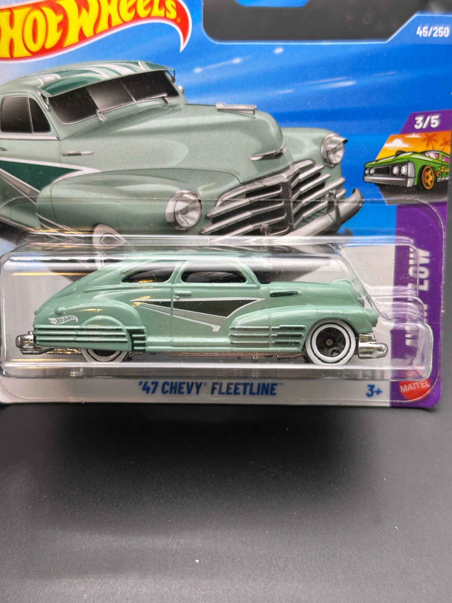 HOT WHEELS - 47 CHEVY FLEETLINE (2026) - HW LAYIN LOW 3/5