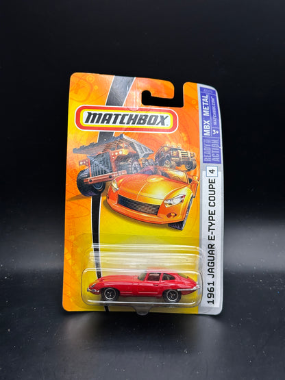 MATCHBOX - 1961 JAGUAR E-TYPE COUPE - J2373 - DIECAST