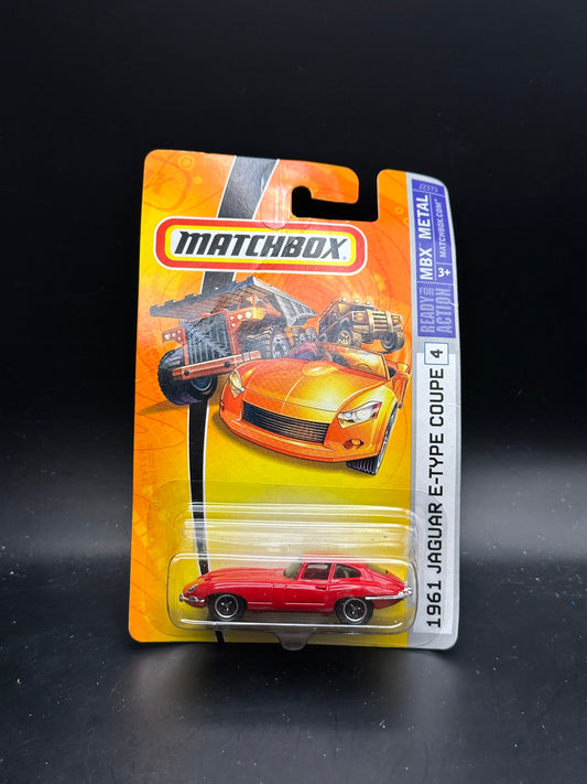 MATCHBOX - 1961 JAGUAR E-TYPE COUPE - J2373 - DIECAST