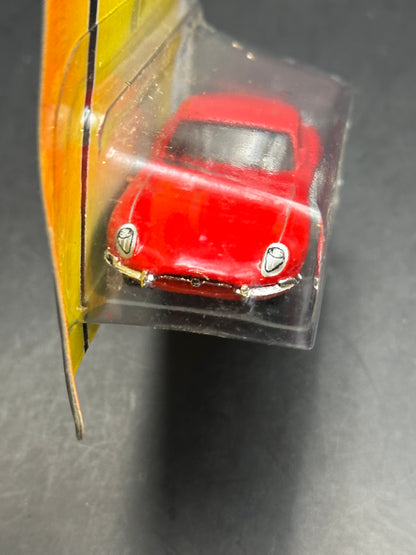 MATCHBOX - 1961 JAGUAR E-TYPE COUPE - J2373 - DIECAST