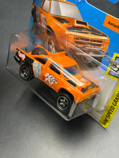 HOT WHEELS - 87 DODGE D100 (2020) - HW SPEED GRAPHICS 6/10