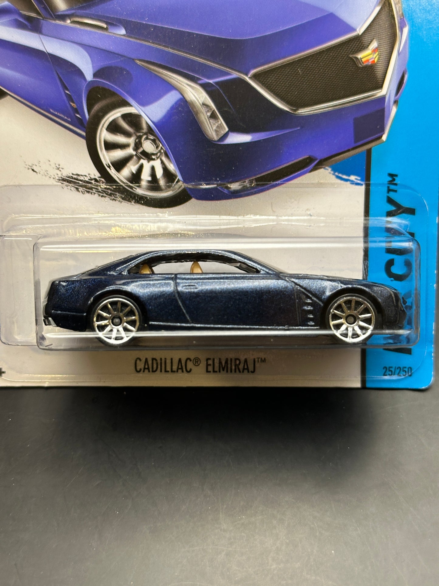 HOT WHEELS - CADILLAC ELMIRAJ (2015) - HW CITY