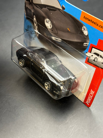 HOT WHEELS - 96 PORSCHE CARRERA (2020) - HW PORSCHE 2/5