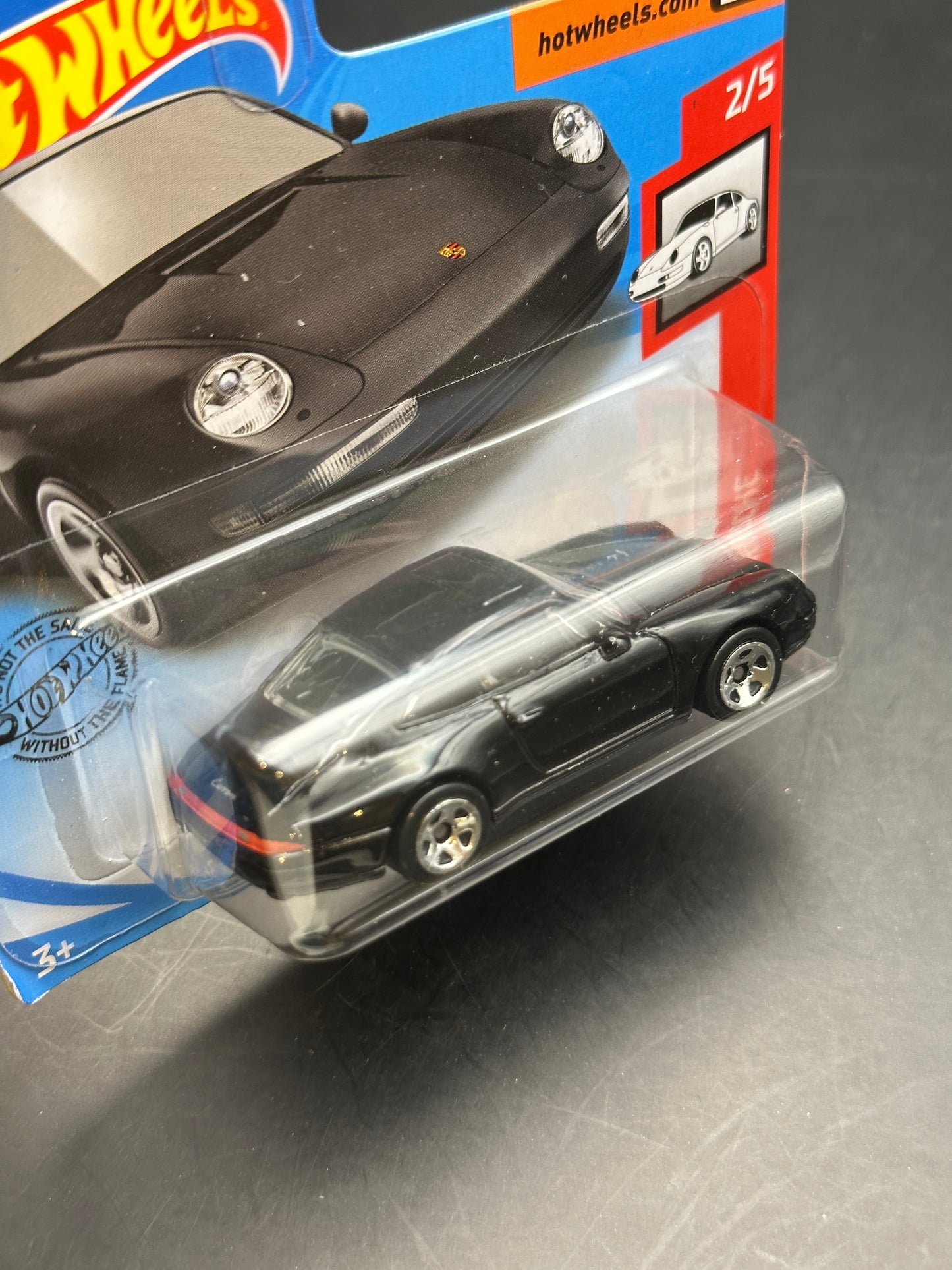 HOT WHEELS - 96 PORSCHE CARRERA (2020) - HW PORSCHE 2/5