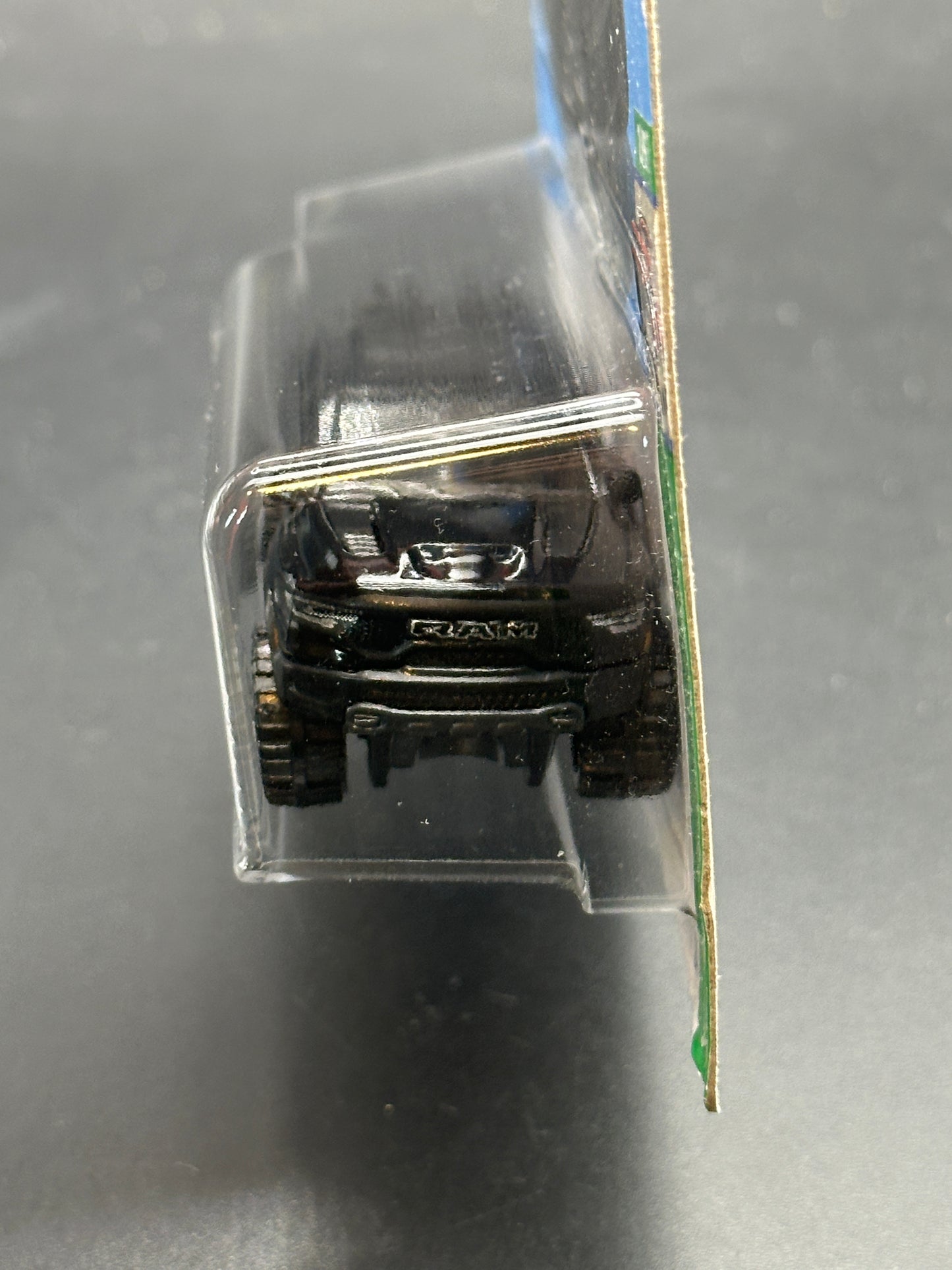 HOT WHEELS - 23 RAM 1500 (2025) - HW REVERSE RAKE 2/5