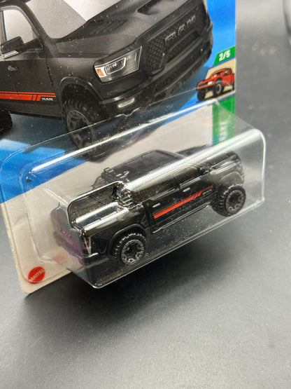 HOT WHEELS - 23 RAM 1500 (2025) - HW REVERSE RAKE 2/5