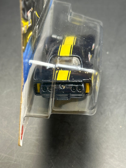 HOT WHEELS - 76 GREENWOOD CORVETTE (2022) - HW CONTOURED 1/5