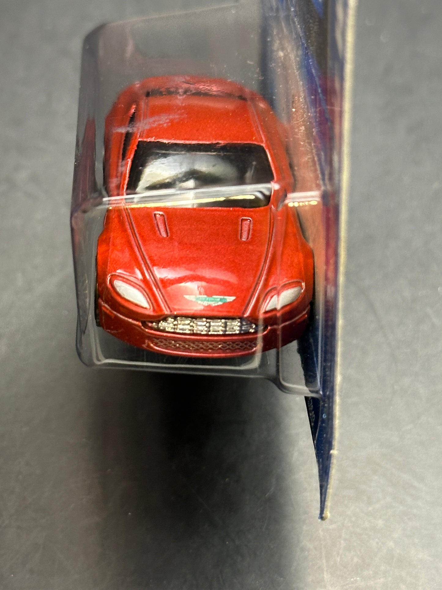 HOT WHEELS - ASTON MARTIN V8 VANTAGE (2008) - HW STARS