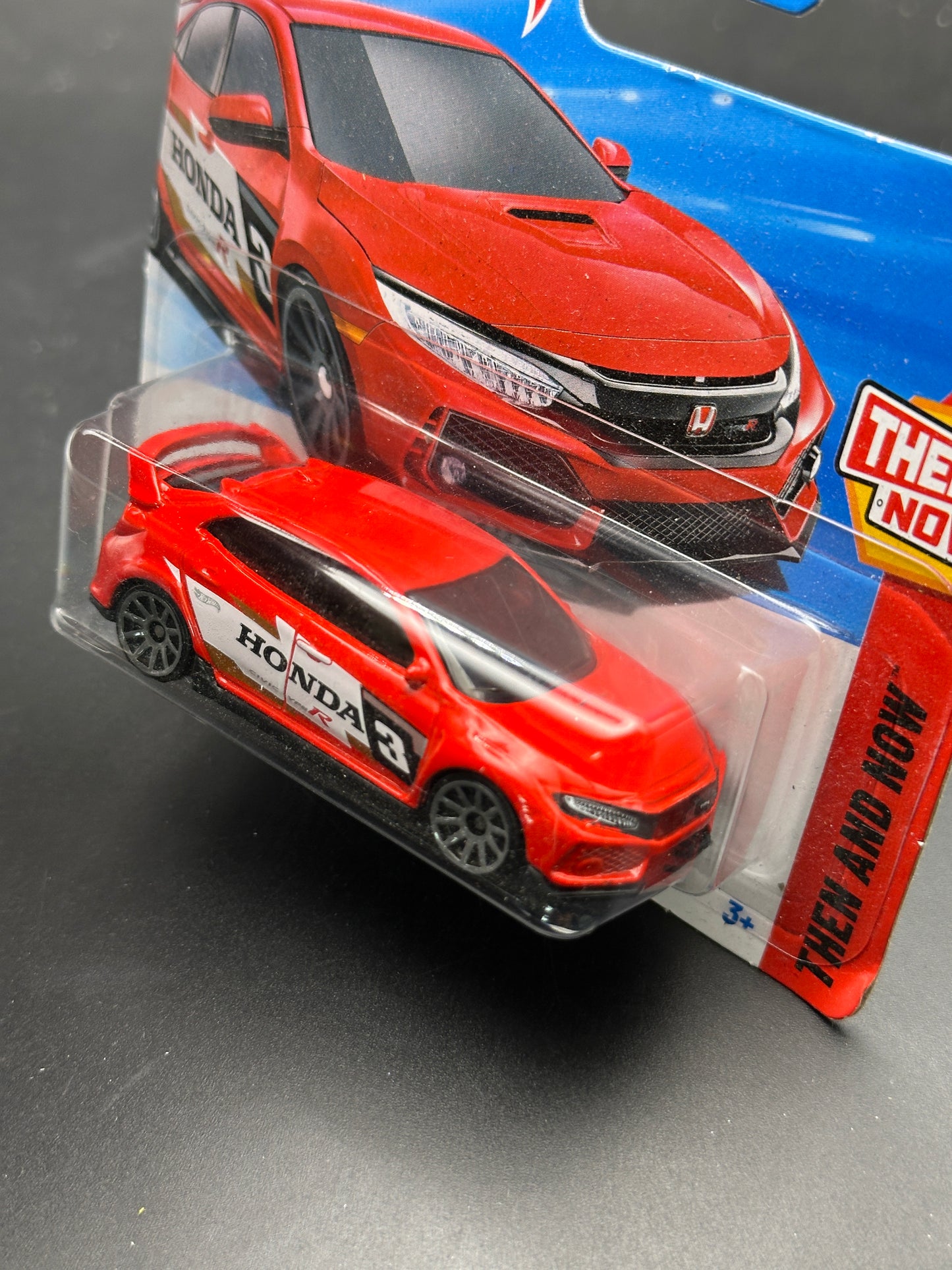 HOT WHEELS - 2018 HONDA CIVIC TYPE R (2025) - HW THEN AND NOW 3/10