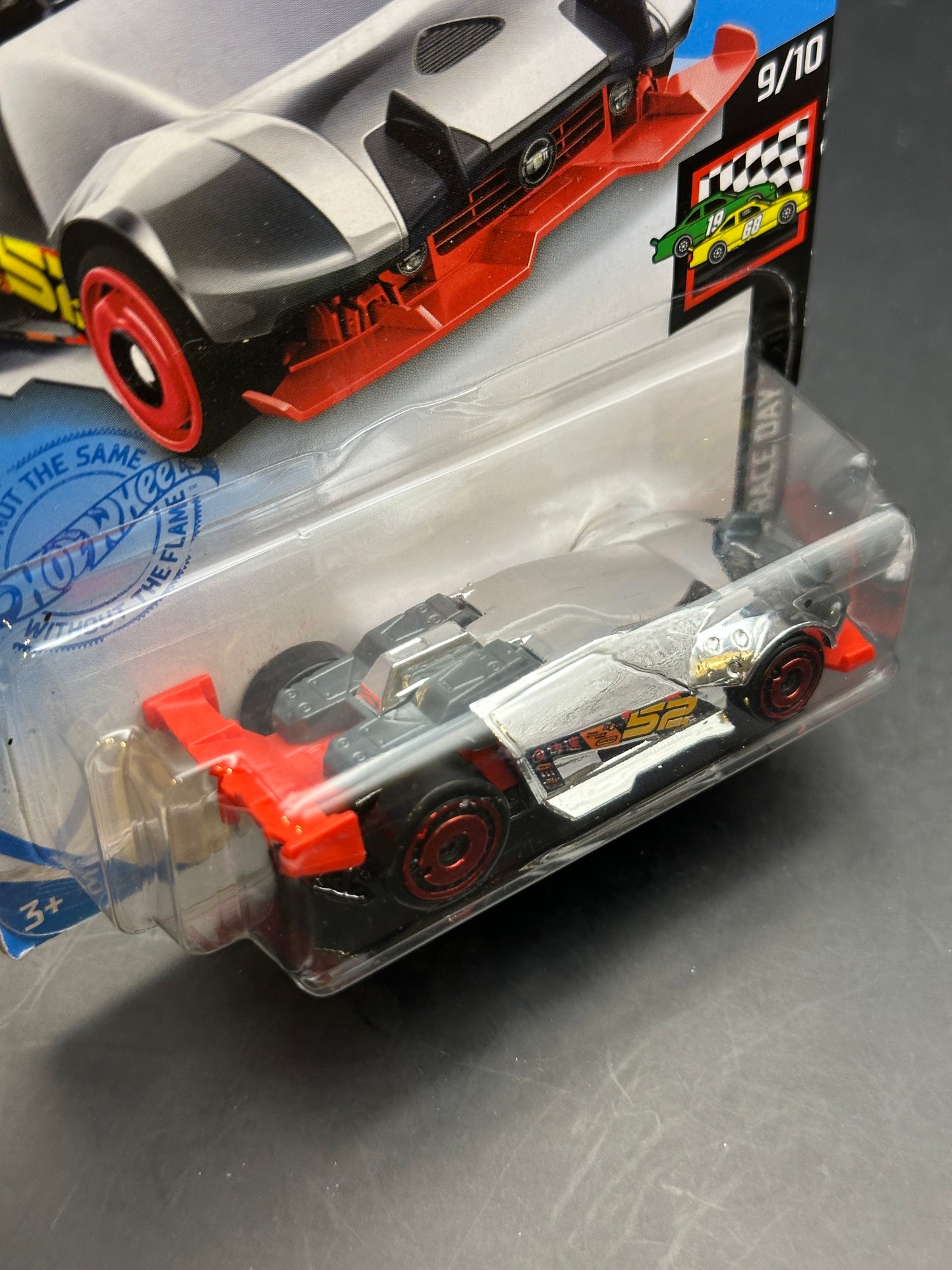 HOT WHEELS - DAVANCENATOR (2021) - HW RACE DAY 9/10