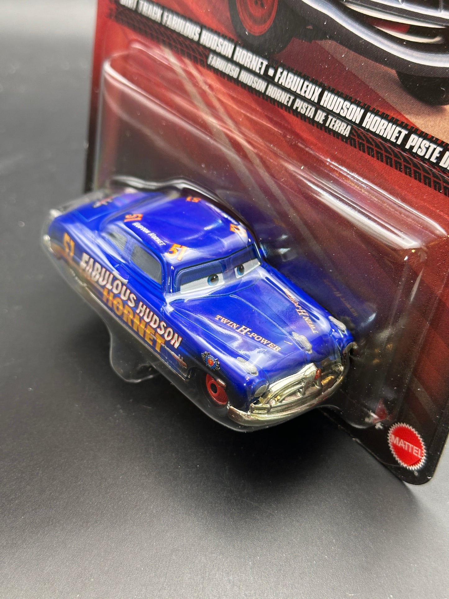 DISNEY PIXAR CARS - DIRT TRACK FABULOUS HUDSON HORNET - CARS - DIECAST