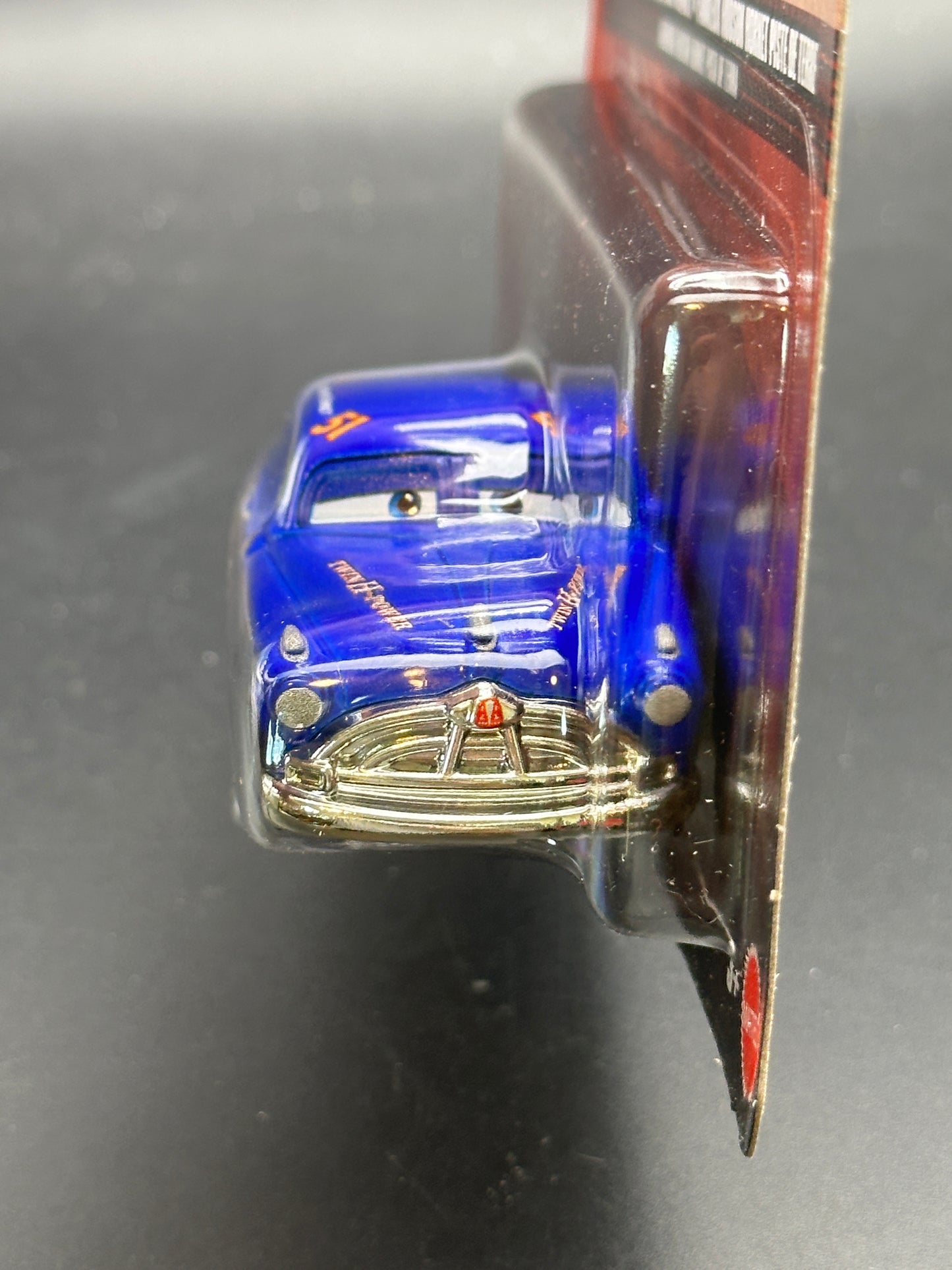 DISNEY PIXAR CARS - DIRT TRACK FABULOUS HUDSON HORNET - CARS - DIECAST