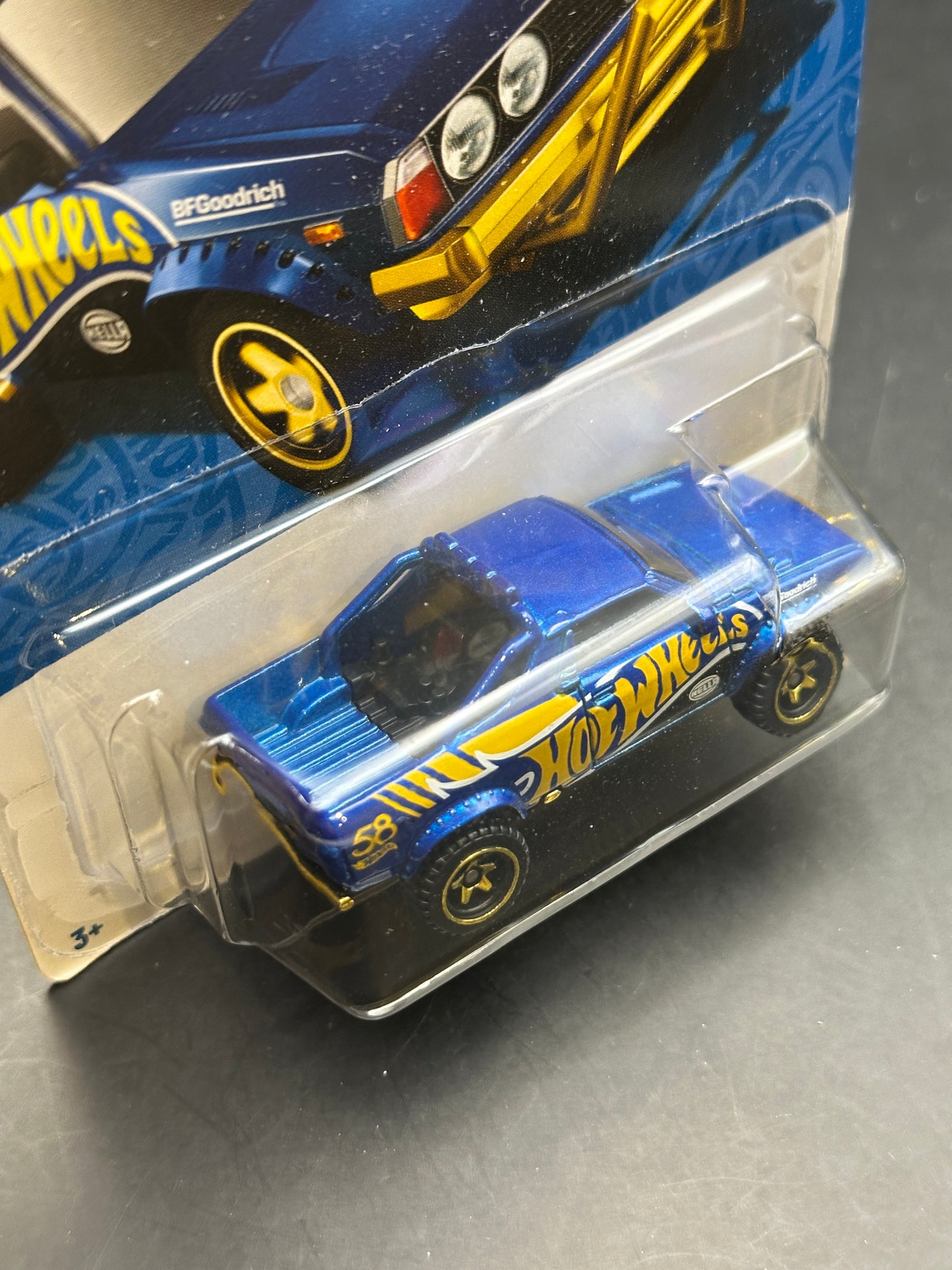 HOT WHEELS - SUBARU BRAT (2026) - ANNIVERSARY BLUE & GOLD SERIES 5/6