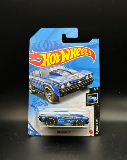 HOT WHEELS - 69 CHEVELLE (2021) - HW X RAYCERS 1/5