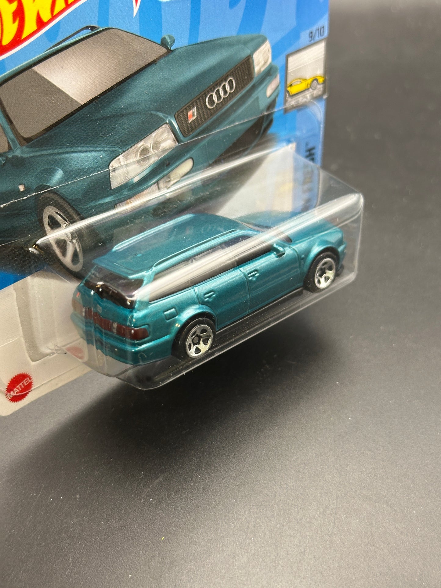 HOT WHEELS - 94 AUDI AVANT RS2 (2024) - FACTORY FRESH 9/10