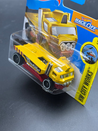 HOT WHEELS - THE HAULINATOR (2017) - HW CITY WORKS 5/10
