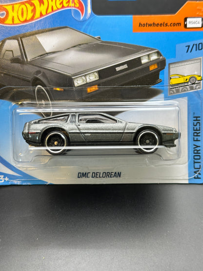 HOT WHEELS - DMC DELOREAN (2018) - HW FACTORY FRESH 7/10