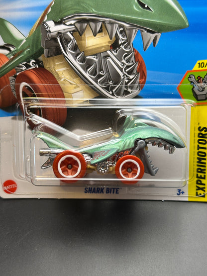 HOT WHEELS - SHARK BITE (2025) - TREASURE HUNT - HW EXPERIMOTORS 10/10