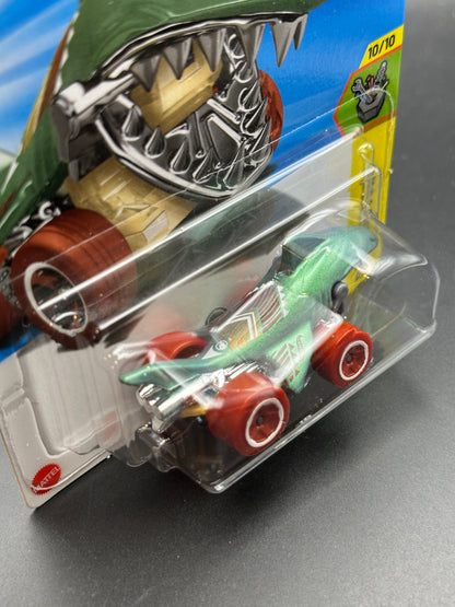 HOT WHEELS - SHARK BITE (2025) - TREASURE HUNT - HW EXPERIMOTORS 10/10