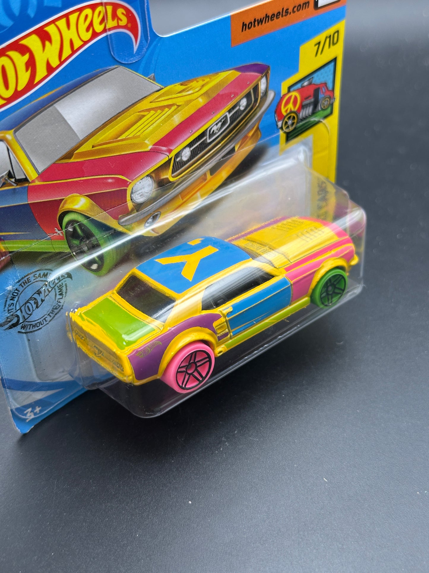 HOT WHEELS - 67 FORD MUSTANG COUPE (2019) - HW ART CARS 7/10