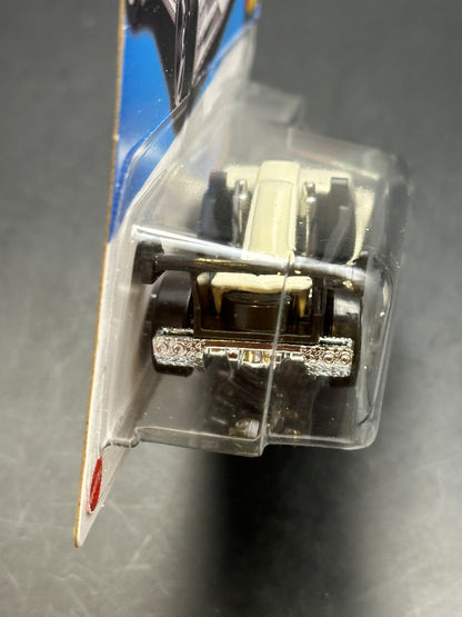 HOT WHEELS - LOLUX (2023) - HW DRAG STRIP 1/10