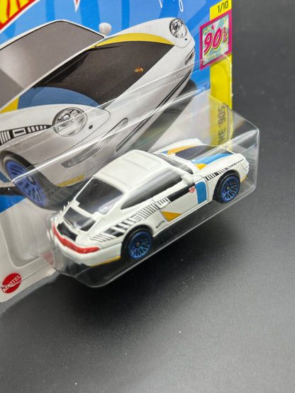 HOT WHEELS - 96 PORSCHE CARRERA (2024) - HW THE 90s 1/10