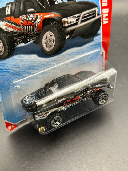 HOT WHEELS - TOYOTA OFF ROAD TRUCK / BAJA (2010) - HW RACE WORLD DESERT 1/4